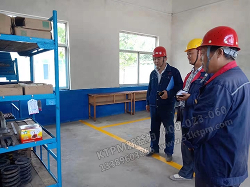 李老師到場指導 李老師到場指導